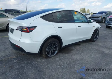 2024 Tesla Model Y Long Range Dual Motor All-Wheel Drive/Rwd from USA, damaged, VIN 7SAYGDED0RF199456
